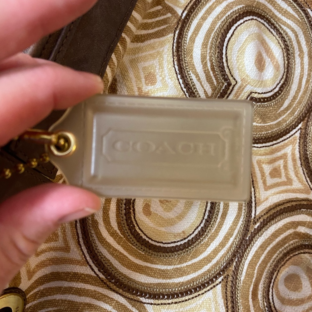 Coach tote - EUC - zipper closure- canvas - Picture 10 of 13
